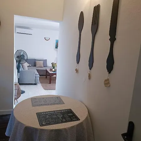 Hortenzija Apartment Maslinica